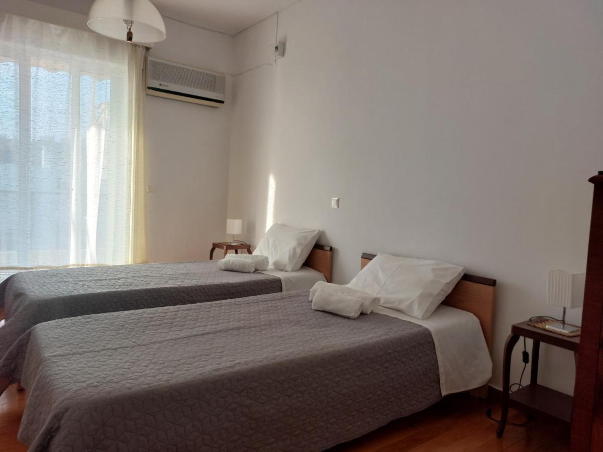 Sea view,big&comfortable appartment in Voula Atene Esterno foto