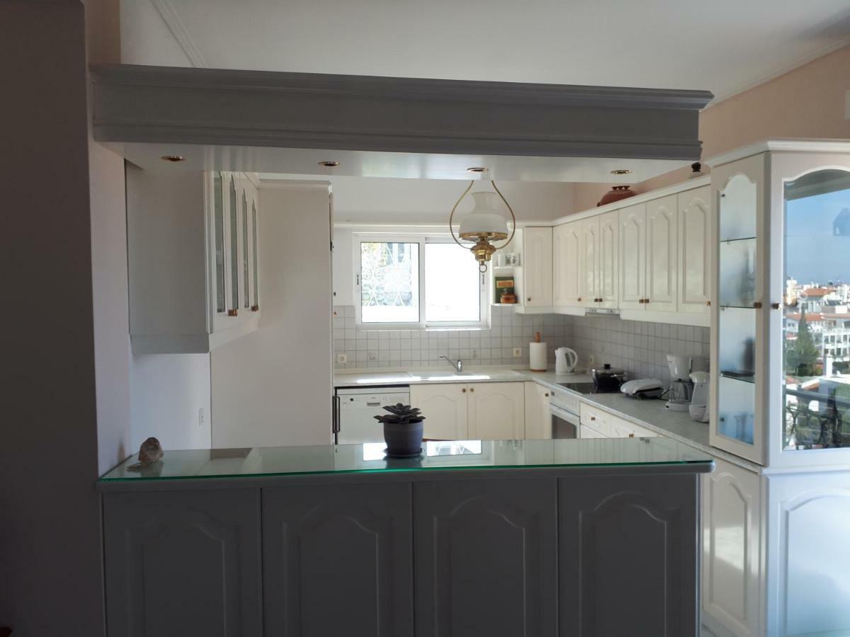 Sea view,big&comfortable appartment in Voula Atene Esterno foto